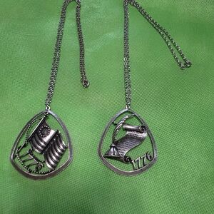 Silver Pendant Necklace